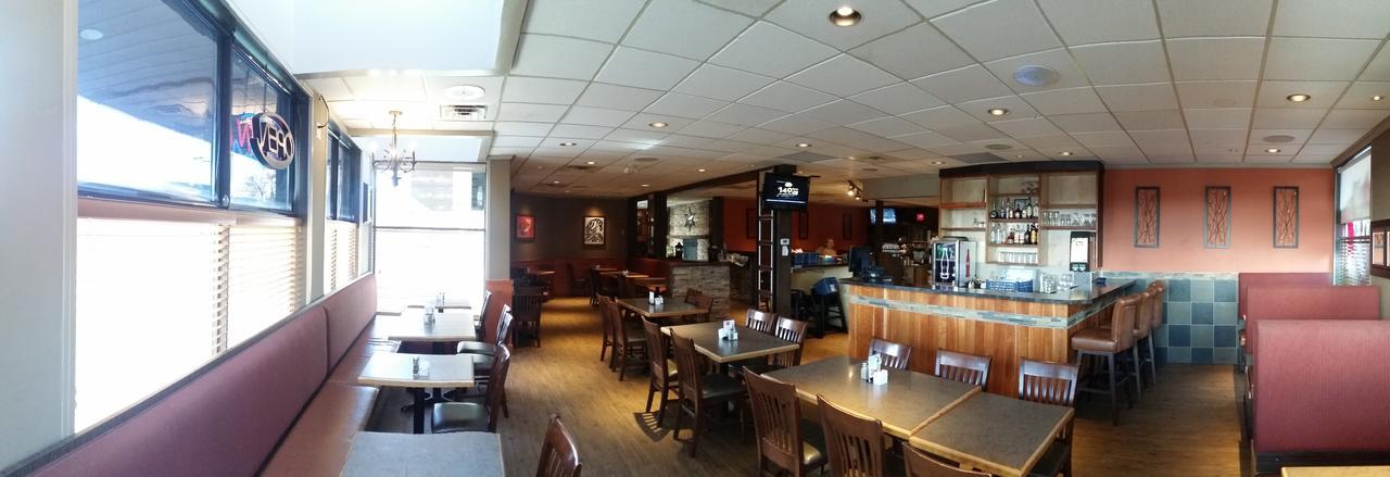 Bear Country Hotel
